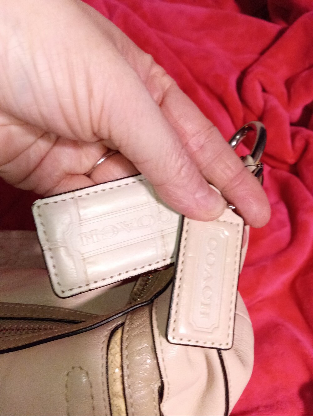 Coach Kristin Spectator Cream Leather Shoulder Bag with Silver Chain Hardware - Picture 3 of 11